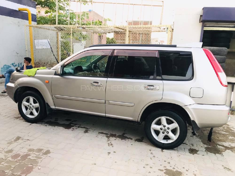 Nissan X Trail 2002 for Sale in Islamabad Image-1