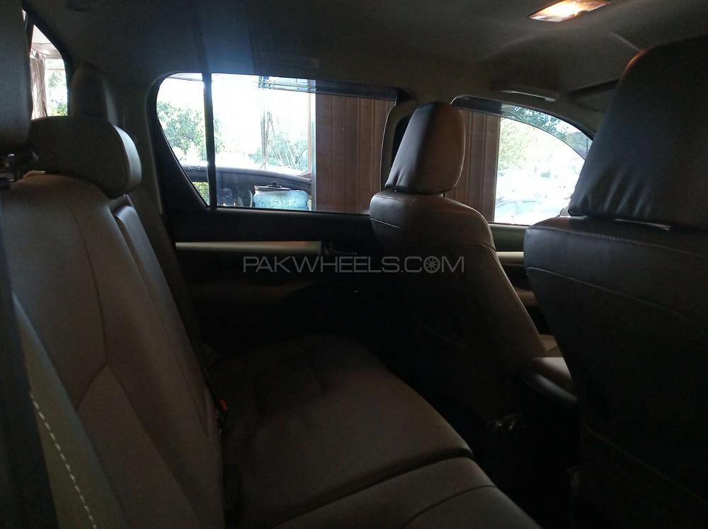 Toyota Hilux 2018 for Sale in Islamabad Toyota Hilux 2018 for Sale in Islamabad Image-7