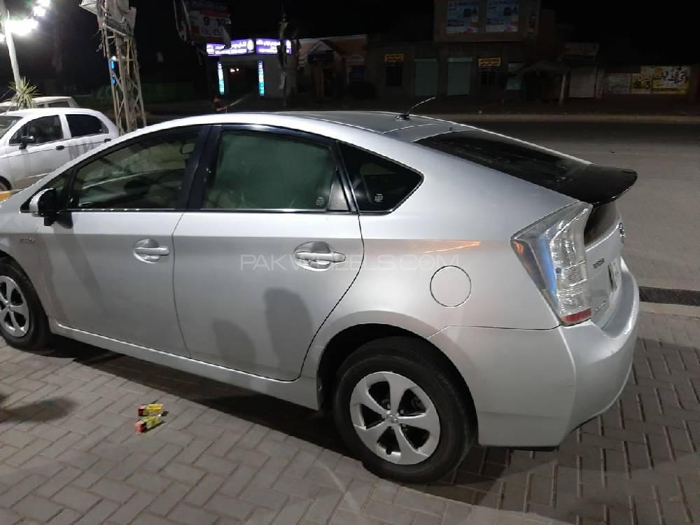 Toyota Prius 2009 for Sale in Gujranwala Toyota Prius 2009 for Sale in Gujranwala Image-9