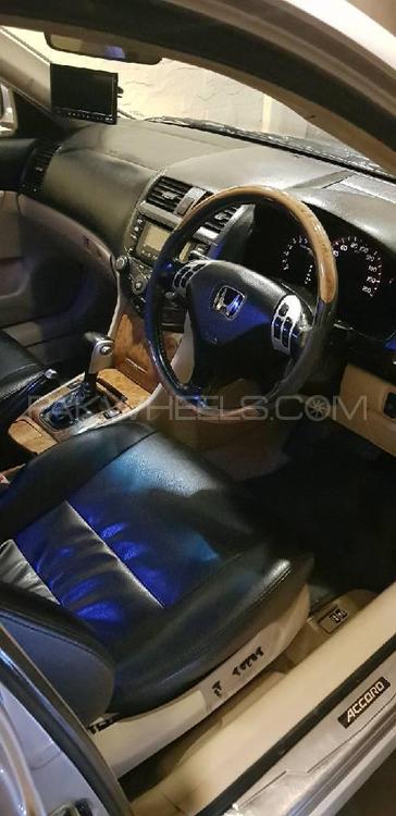 Honda Accord 2004 for Sale in Lahore Honda Accord 2004 for Sale in Lahore Image-3