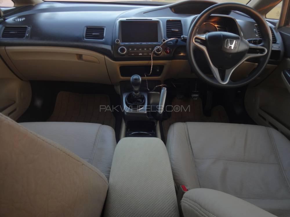 Honda Civic 2010 for Sale in Multan Honda Civic 2010 for Sale in Multan Image-5