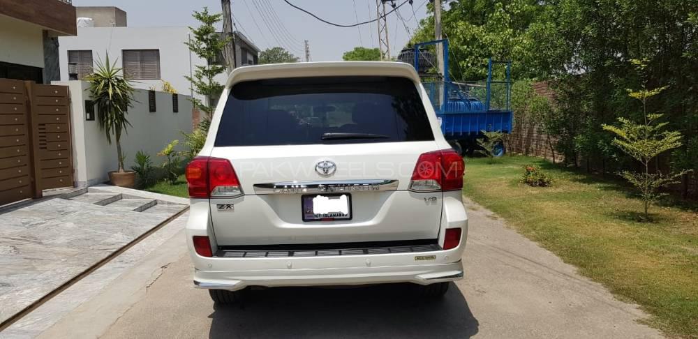Toyota Land Cruiser 2011 for Sale in Islamabad Toyota Land Cruiser 2011 for Sale in Islamabad Image-3