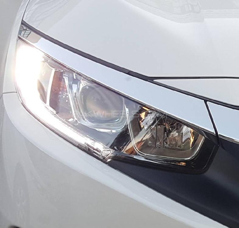 Honda Civic X Right Head Light Image-1