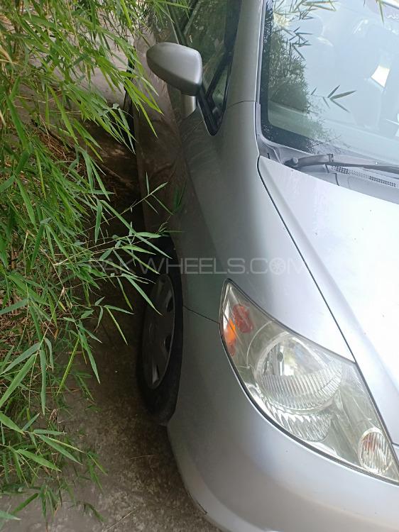 Honda Fit Aria 2004 for Sale in Islamabad Image-1