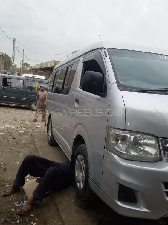 Toyota Hiace 2012 for Sale in Nowshera Image-1