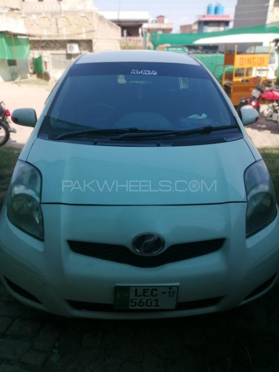 Toyota Vitz 2008 for Sale in Gujar Khan Image-1
