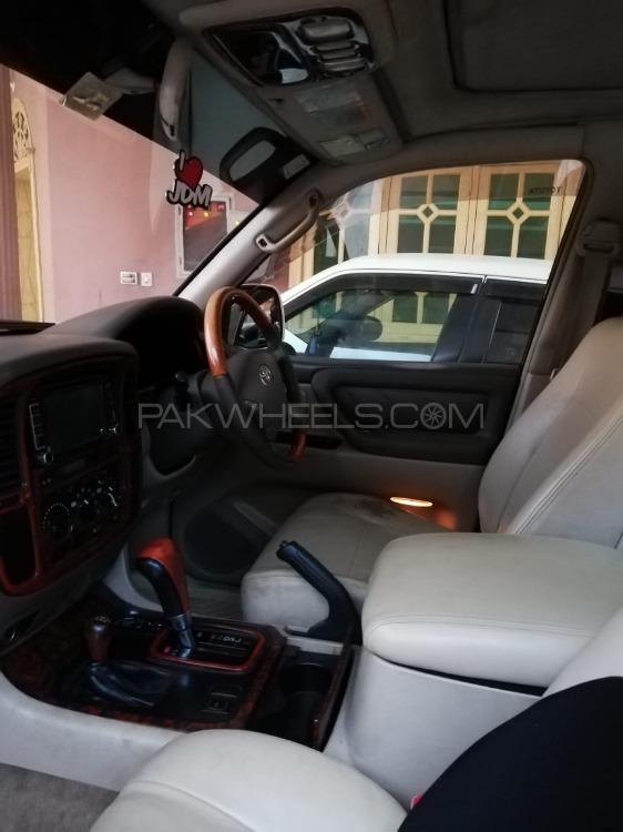 Toyota Land Cruiser 1998 for Sale in Mardan Toyota Land Cruiser 1998 for Sale in Mardan Image-9