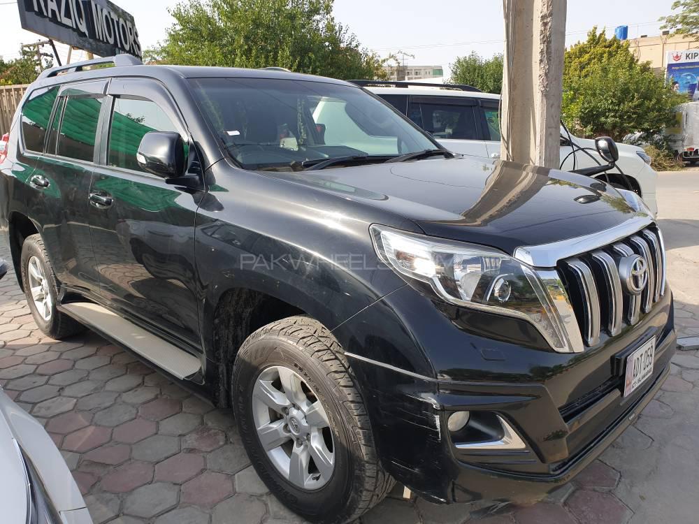 Toyota Prado 2013 for Sale in Lahore Toyota Prado 2013 for Sale in Lahore Image-5