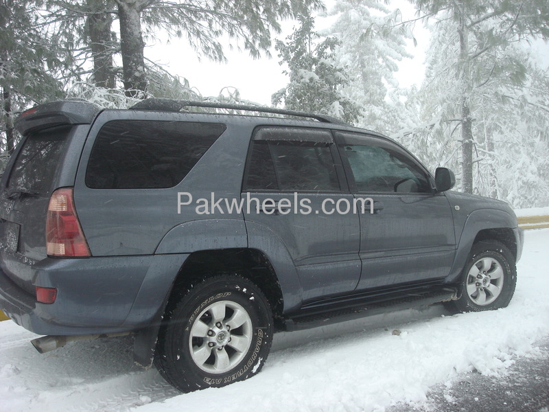 Toyota Surf 2004 for Sale in Islamabad Image-1