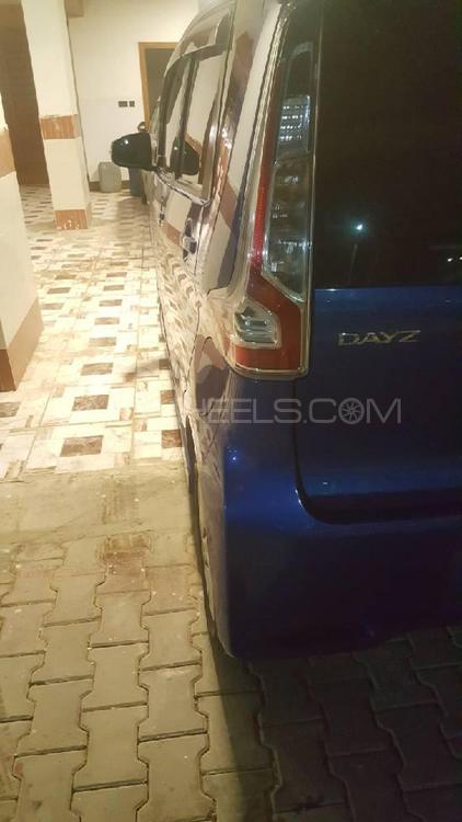 Nissan Dayz Highway Star 2016 for Sale in Karachi Nissan Dayz Highway Star 2016 for Sale in Karachi Image-13