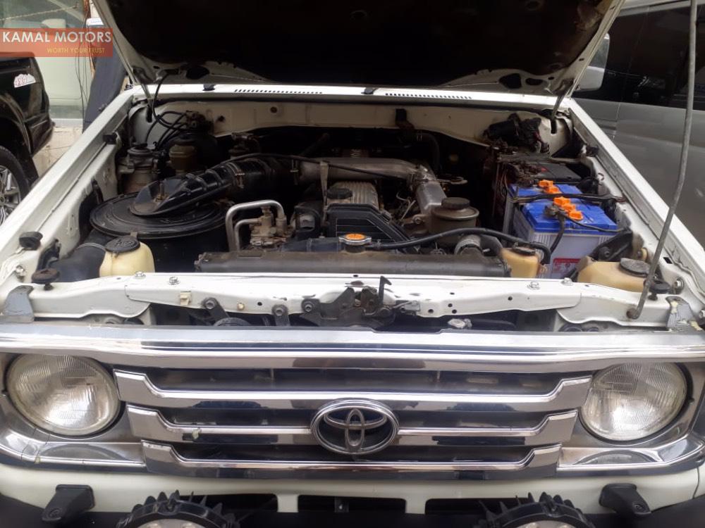 Toyota Land Cruiser 1987 for Sale in Karachi Toyota Land Cruiser 1987 for Sale in Karachi Image-6