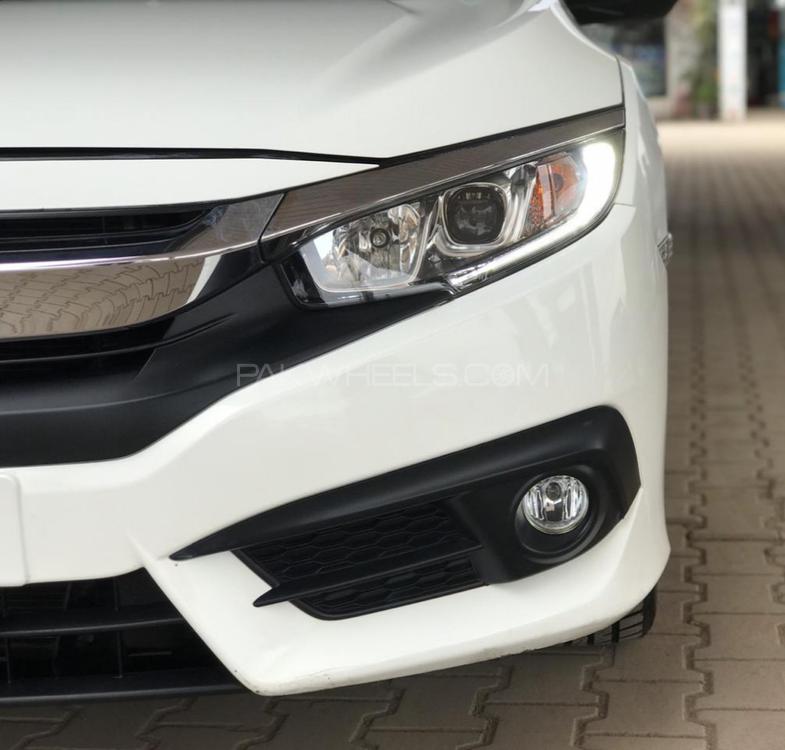 Honda Civic 2018 for Sale in Islamabad Honda Civic 2018 for Sale in Islamabad Image-2