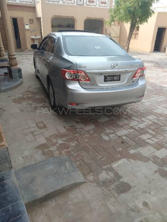 Toyota Corolla 2011 for Sale in Chiniot Image-1