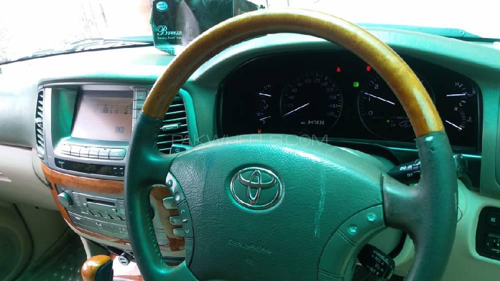 Toyota Land Cruiser 2005 for Sale in Lahore Toyota Land Cruiser 2005 for Sale in Lahore Image-6