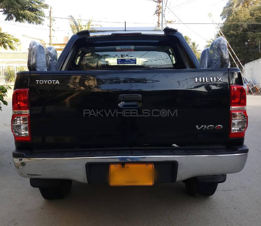 Toyota Hilux 2012 for Sale in Karachi Toyota Hilux 2012 for Sale in Karachi Image-8