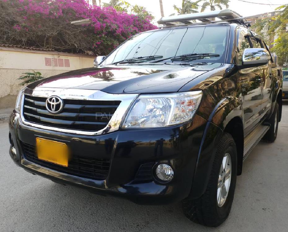 Toyota Hilux 2012 for Sale in Karachi Toyota Hilux 2012 for Sale in Karachi Image-7