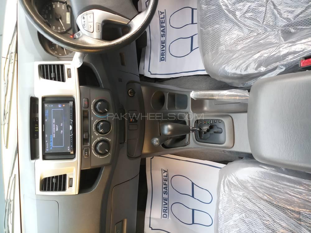 Toyota Hilux 2012 for Sale in Karachi Toyota Hilux 2012 for Sale in Karachi Image-16