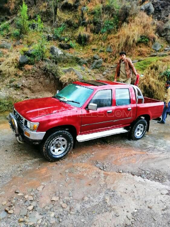 Toyota Hilux 1990 for Sale in Muzaffarabad Toyota Hilux 1990 for Sale in Muzaffarabad Image-3