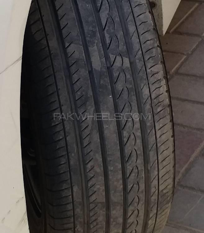 Toyota Prius 2011 for Sale in Lahore Toyota Prius 2011 for Sale in Lahore Image-4