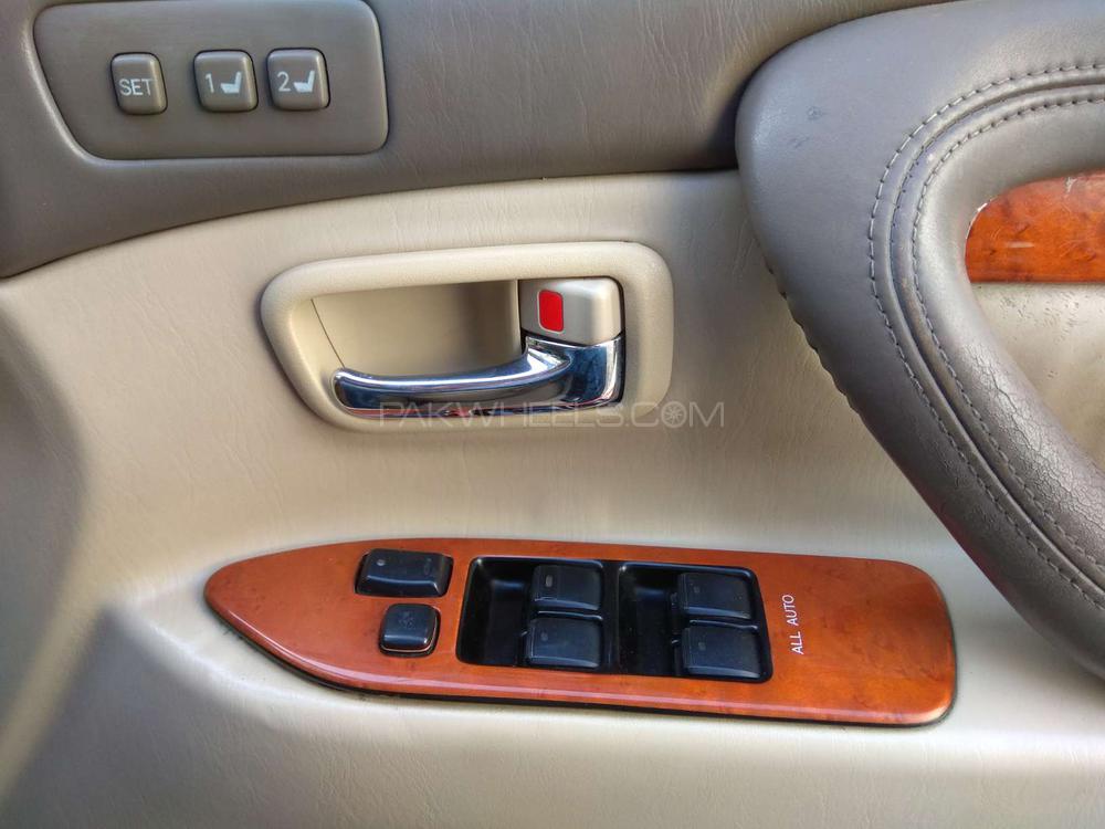 Lexus LX Series 2003 for Sale in Karachi Lexus LX Series 2003 for Sale in Karachi Image-8
