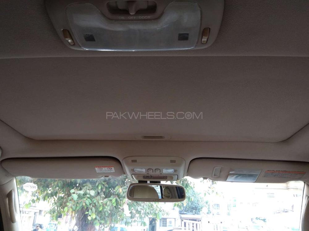Lexus LX Series 2003 for Sale in Karachi Lexus LX Series 2003 for Sale in Karachi Image-11