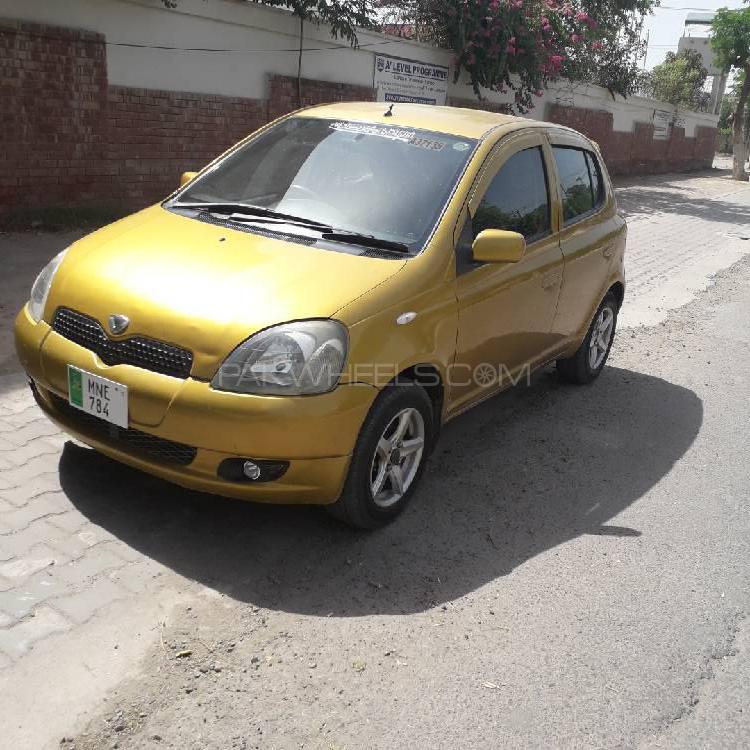 Toyota Vitz 1999 for Sale in Multan Image-1