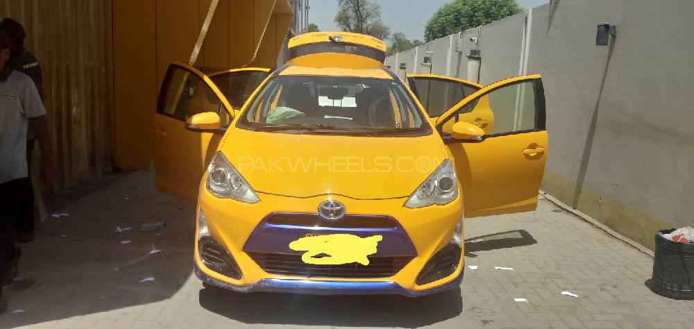 Toyota Aqua 2015 for Sale in Rahim Yar Khan Toyota Aqua 2015 for Sale in Rahim Yar Khan Image-2