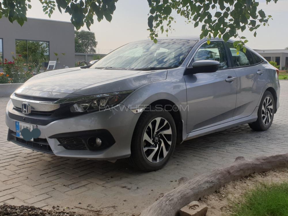 Honda Civic 2018 for Sale in Vehari Image-1