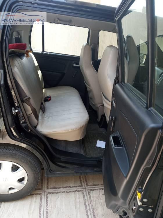 سوزوکی ویگن آر 2014 for Sale in اسلام آباد سوزوکی ویگن آر 2014 for Sale in اسلام آباد Image-3