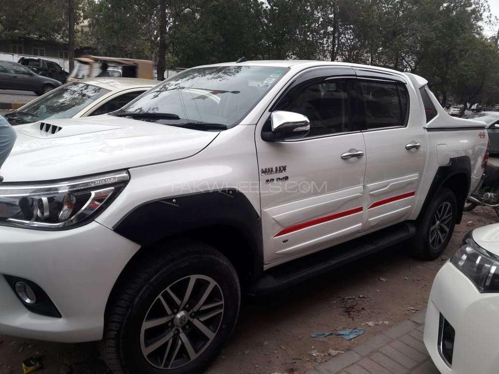Toyota Hilux 2017 for Sale in Karachi Toyota Hilux 2017 for Sale in Karachi Image-3