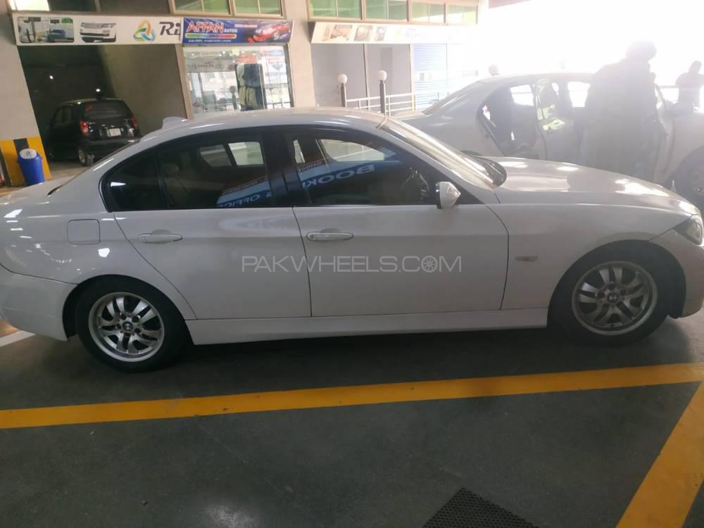 BMW 3 Series 2005 for Sale in Lahore BMW 3 Series 2005 for Sale in Lahore Image-6