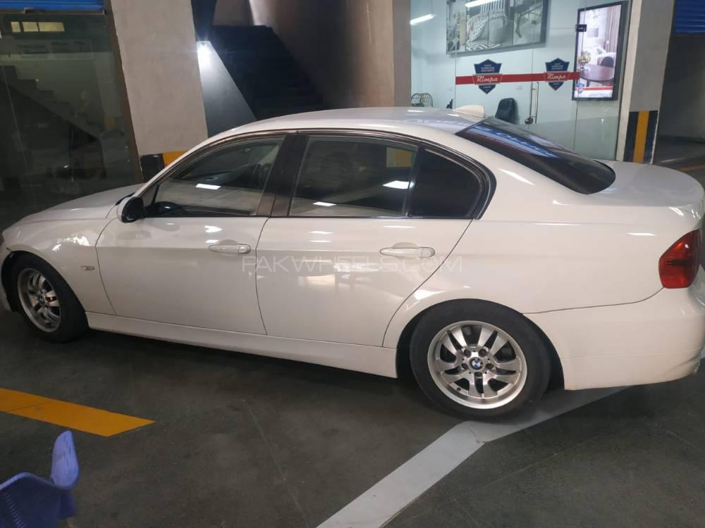 BMW 3 Series 2005 for Sale in Lahore BMW 3 Series 2005 for Sale in Lahore Image-7