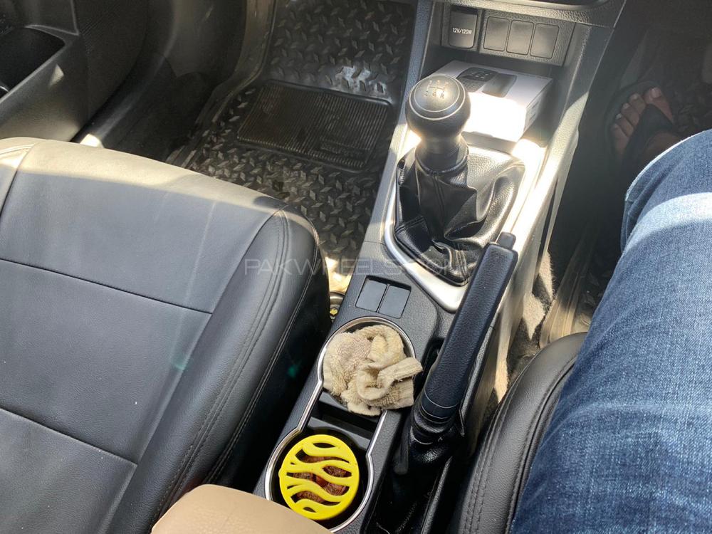 Toyota Corolla 2015 for Sale in Mirpur A.K. Toyota Corolla 2015 for Sale in Mirpur A.K. Image-11