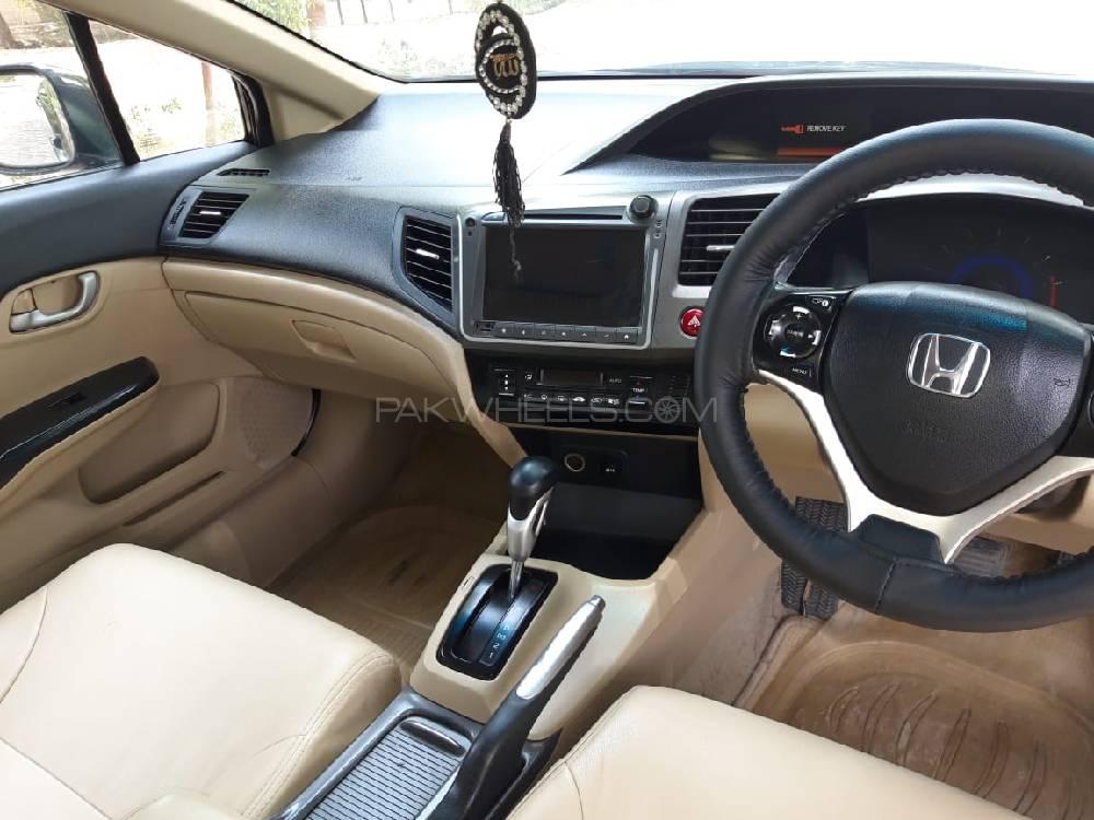 Honda Civic 2015 for Sale in Bahawalpur Honda Civic 2015 for Sale in Bahawalpur Image-6