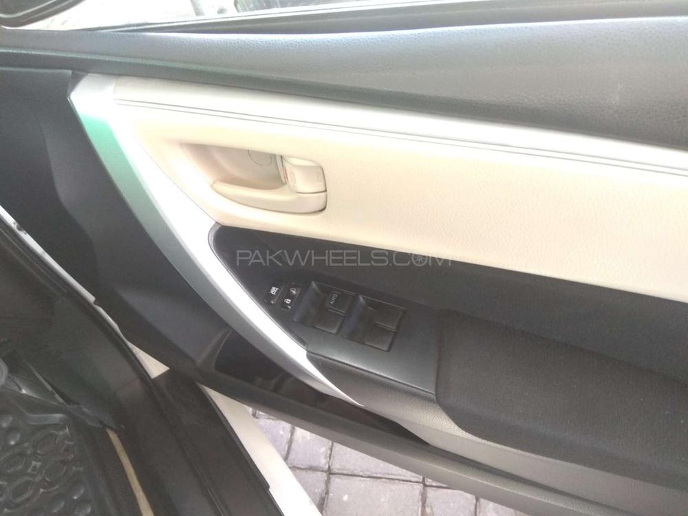 Toyota Corolla 2016 for Sale in Lahore Toyota Corolla 2016 for Sale in Lahore Image-8