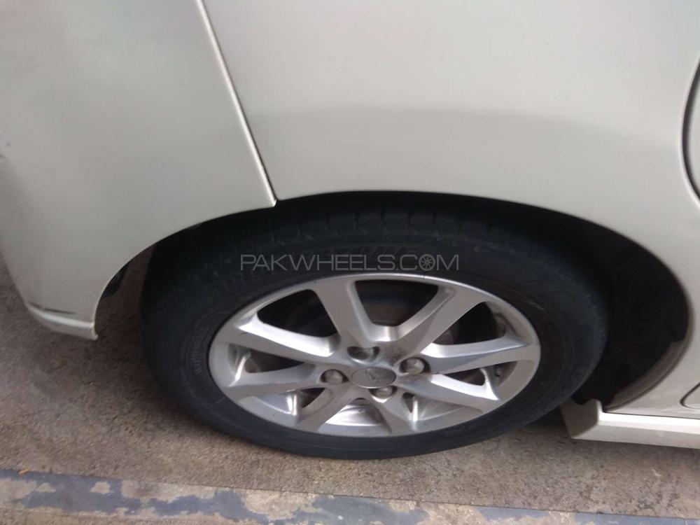 ڈائیہاتسو موو 2014 for Sale in لاہور ڈائیہاتسو موو 2014 for Sale in لاہور Image-10