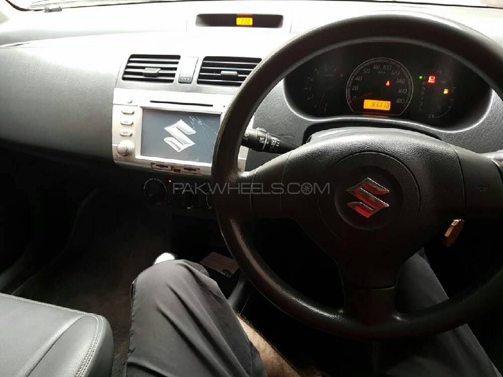 Suzuki Swift 2014 for Sale in Lahore Suzuki Swift 2014 for Sale in Lahore Image-4