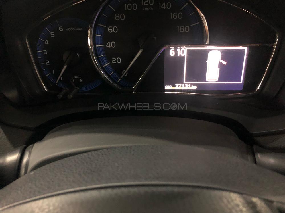 Toyota Corolla Fielder 2015 for Sale in Peshawar Toyota Corolla Fielder 2015 for Sale in Peshawar Image-7