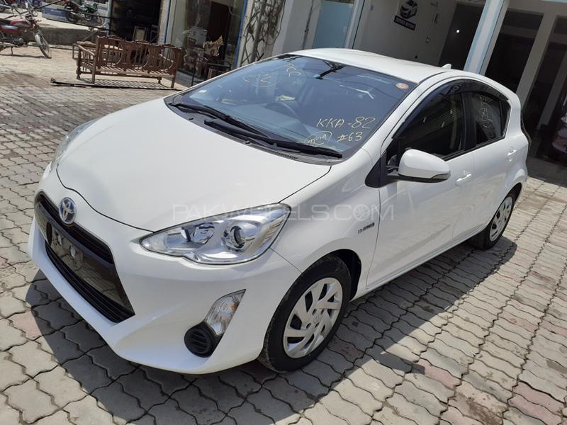 Toyota Aqua 2015 for Sale in Lahore Image-1