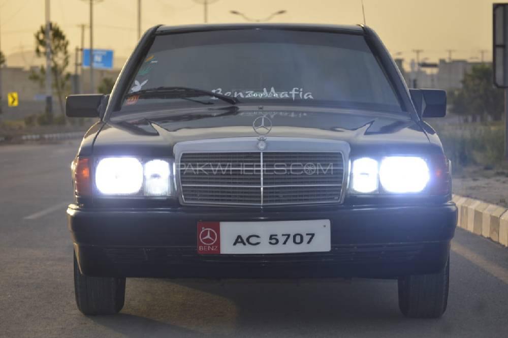 Mercedes Benz E Class 1984 for Sale in Wah cantt Image-1