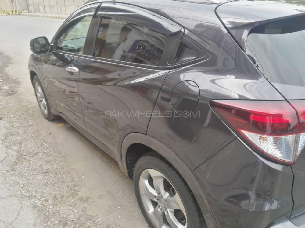 Honda Vezel 2013 for Sale in Lahore Honda Vezel 2013 for Sale in Lahore Image-7