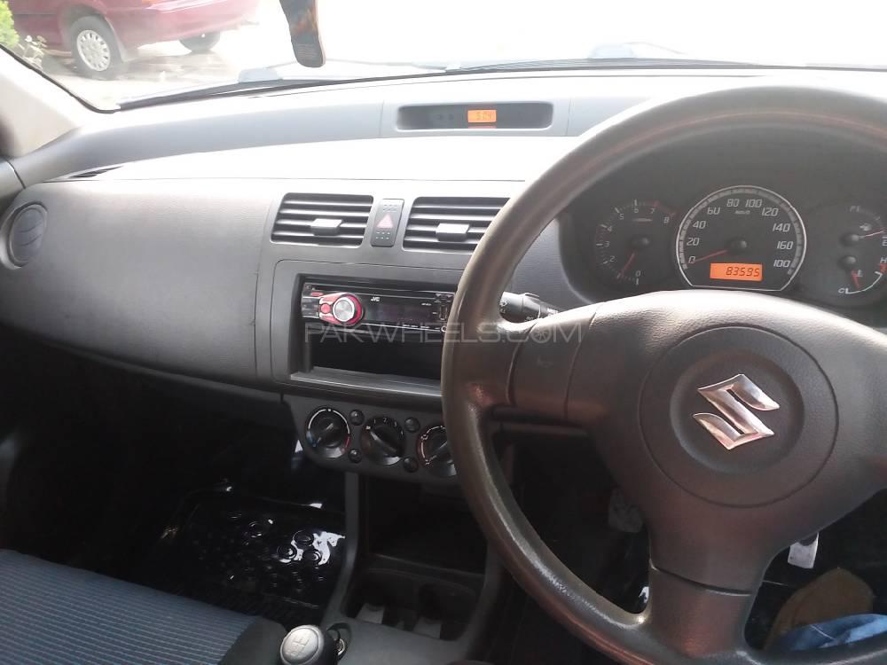 سوزوکی سوئفٹ 2013 for Sale in اسلام آباد سوزوکی سوئفٹ 2013 for Sale in اسلام آباد Image-7