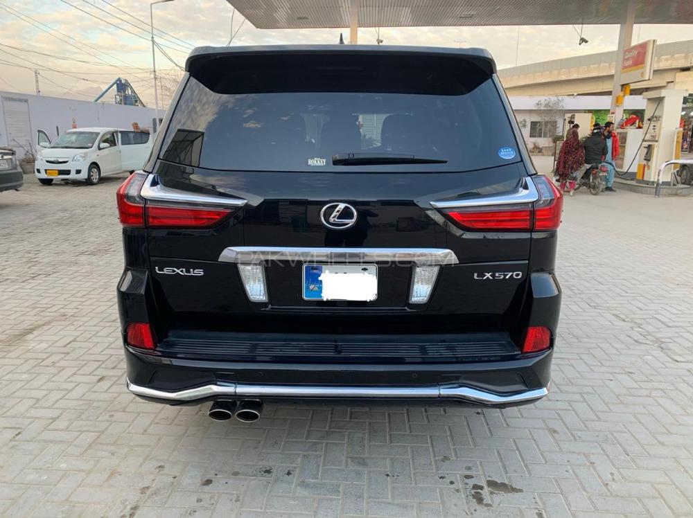 Lexus LX Series 2016 for Sale in Lahore Lexus LX Series 2016 for Sale in Lahore Image-2