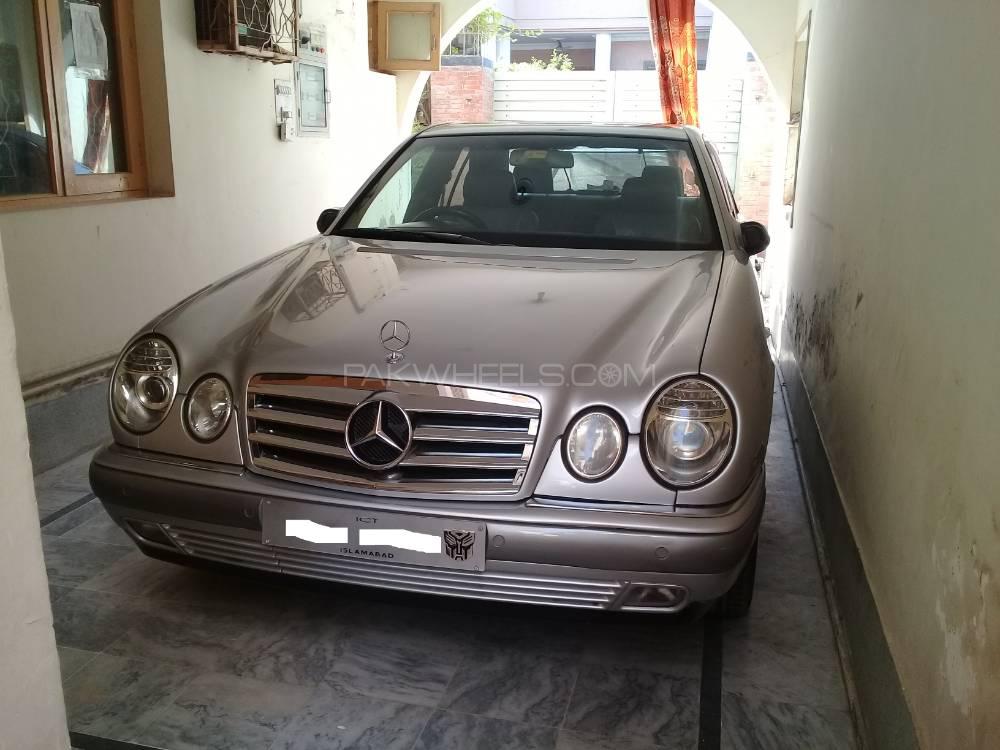 Mercedes Benz E Class 1997 for Sale in Peshawar Image-1