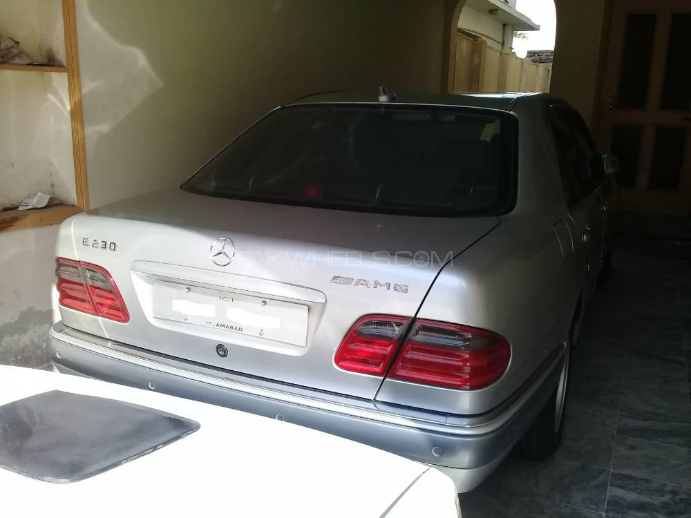 Mercedes Benz E Class 1997 for Sale in Peshawar Mercedes Benz E Class 1997 for Sale in Peshawar Image-2