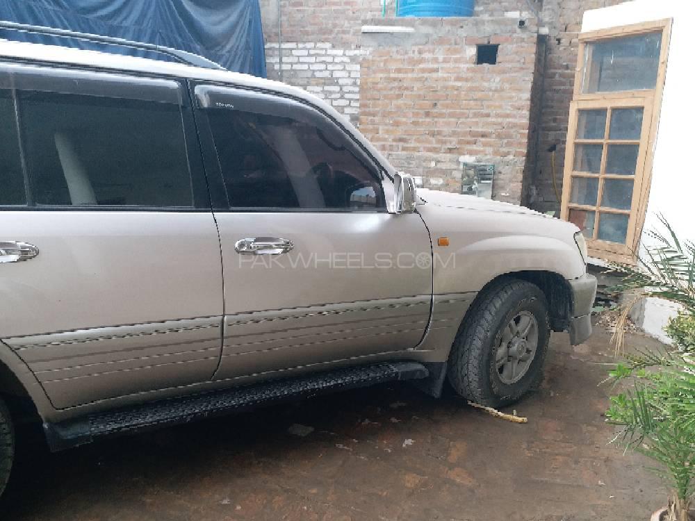 Toyota Land Cruiser 2000 for Sale in Peshawar Toyota Land Cruiser 2000 for Sale in Peshawar Image-4