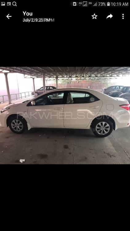 Toyota Corolla 2017 for Sale in Lahore Toyota Corolla 2017 for Sale in Lahore Image-4