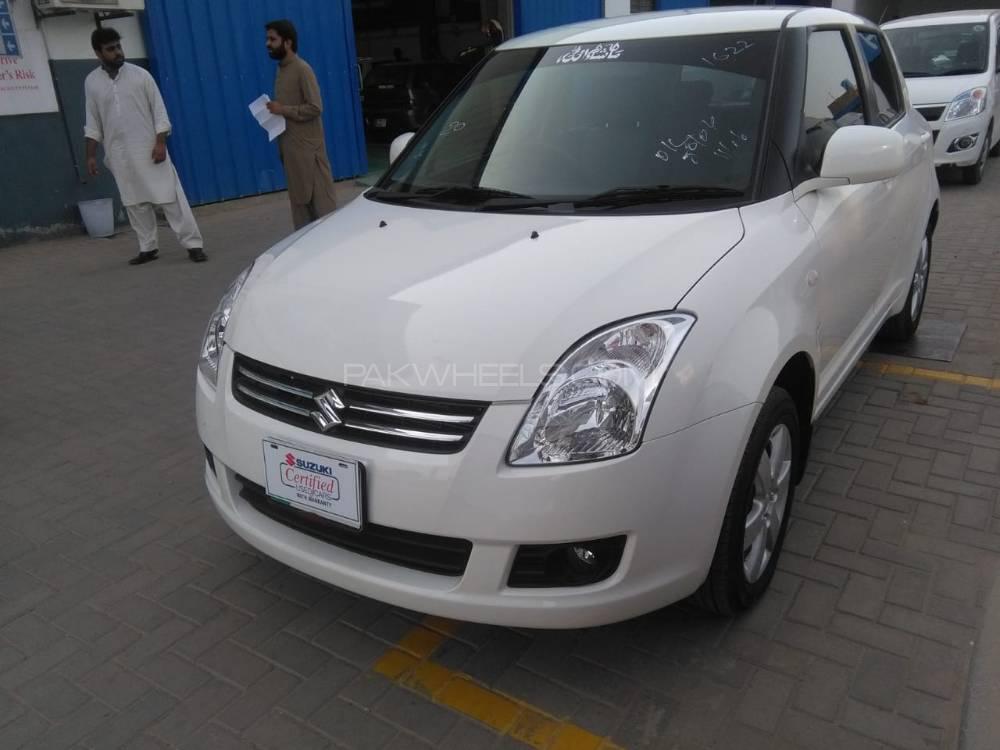 Suzuki Swift 2016 for Sale in Multan Suzuki Swift 2016 for Sale in Multan Image-3