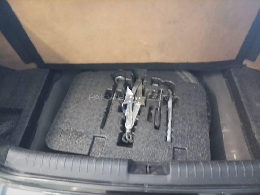 Honda Civic 2012 for Sale in Karachi Honda Civic 2012 for Sale in Karachi Image-8