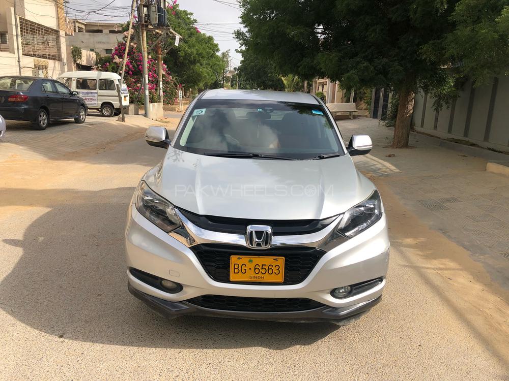 Honda Vezel 2014 for Sale in Karachi Honda Vezel 2014 for Sale in Karachi Image-4